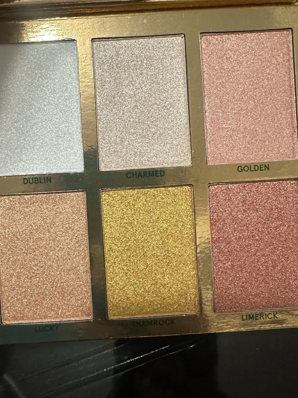 bh Cosmetics Mini Pink Brush set&2 palettes
